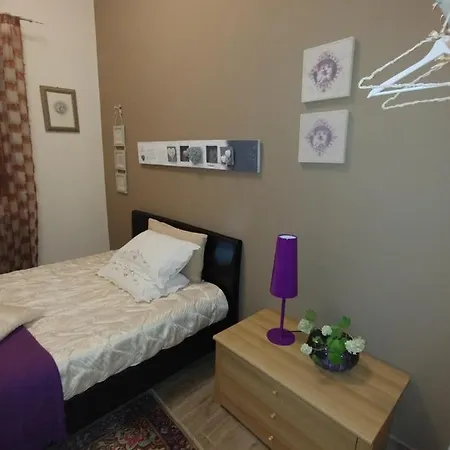 Diadumeno Superior Bed & Breakfast 4*