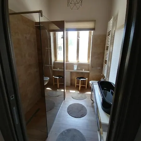 Diadumeno Superior Bed & Breakfast